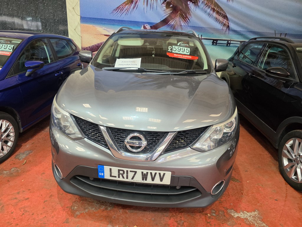 Used Nissan Qashqai 2017 for sale - 78028220: Photo 2