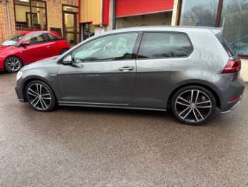 Used Volkswagen Golf 2017 for sale - 73794132: Photo