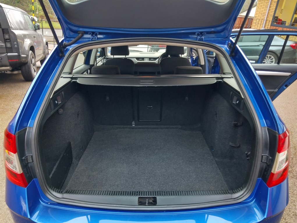 Used Skoda Octavia 2017 for sale - 77336130: Photo 11