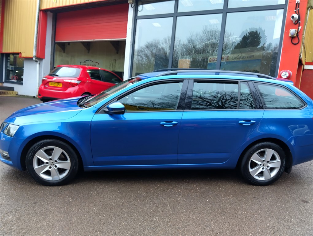 Used Skoda Octavia 2017 for sale - 77336130: Photo 4