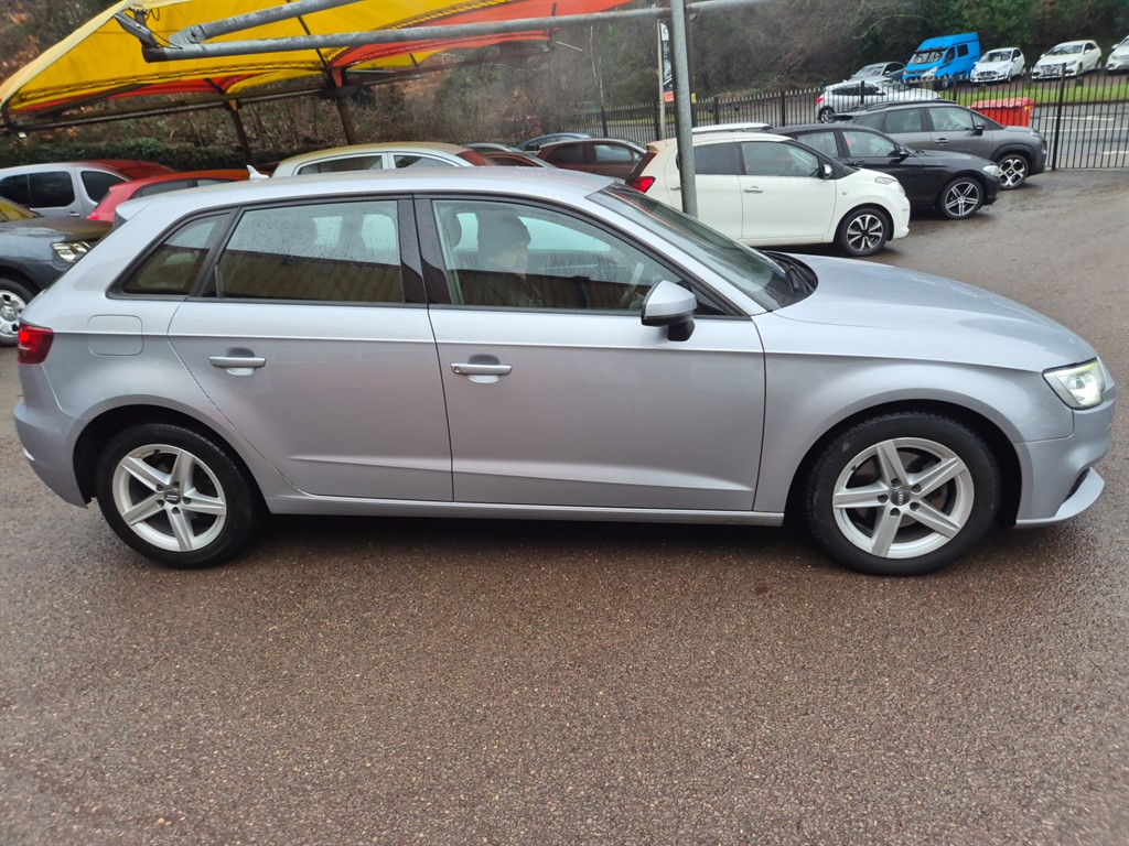Used Audi A3 2017 for sale - 77336141: Photo 7