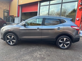 Used Nissan Qashqai 2016 for sale - 76971635: Photo