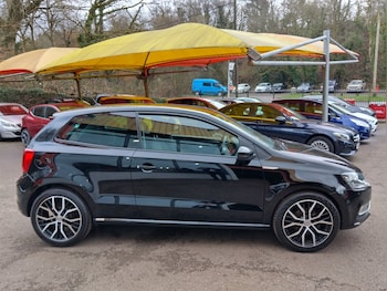 Used Volkswagen Polo 2017 for sale - 77532431: Photo