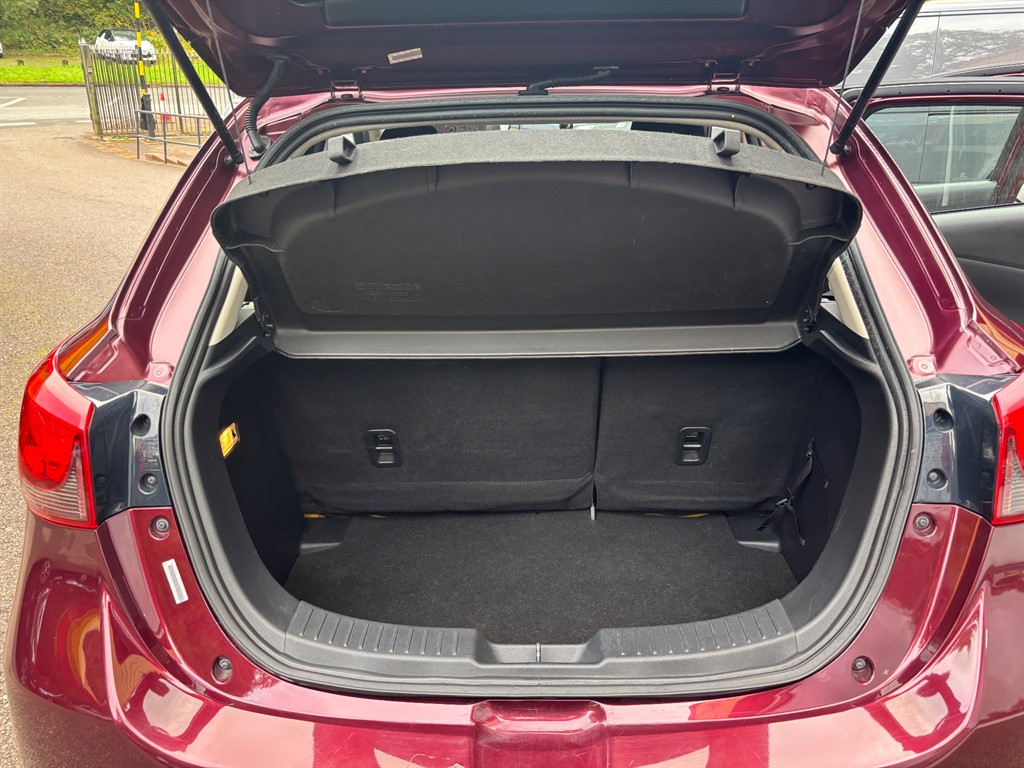 Used Mazda Mazda2 2019 for sale - 76196227: Photo 16