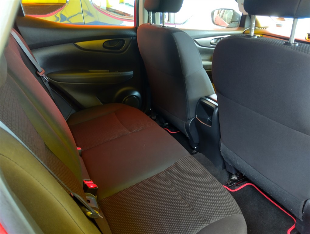 Used Nissan Qashqai 2018 for sale - 75569939: Photo 13