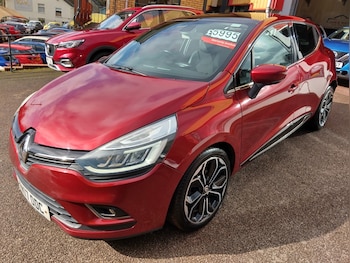 Used Renault Clio 2017 for sale - 77732827: Photo