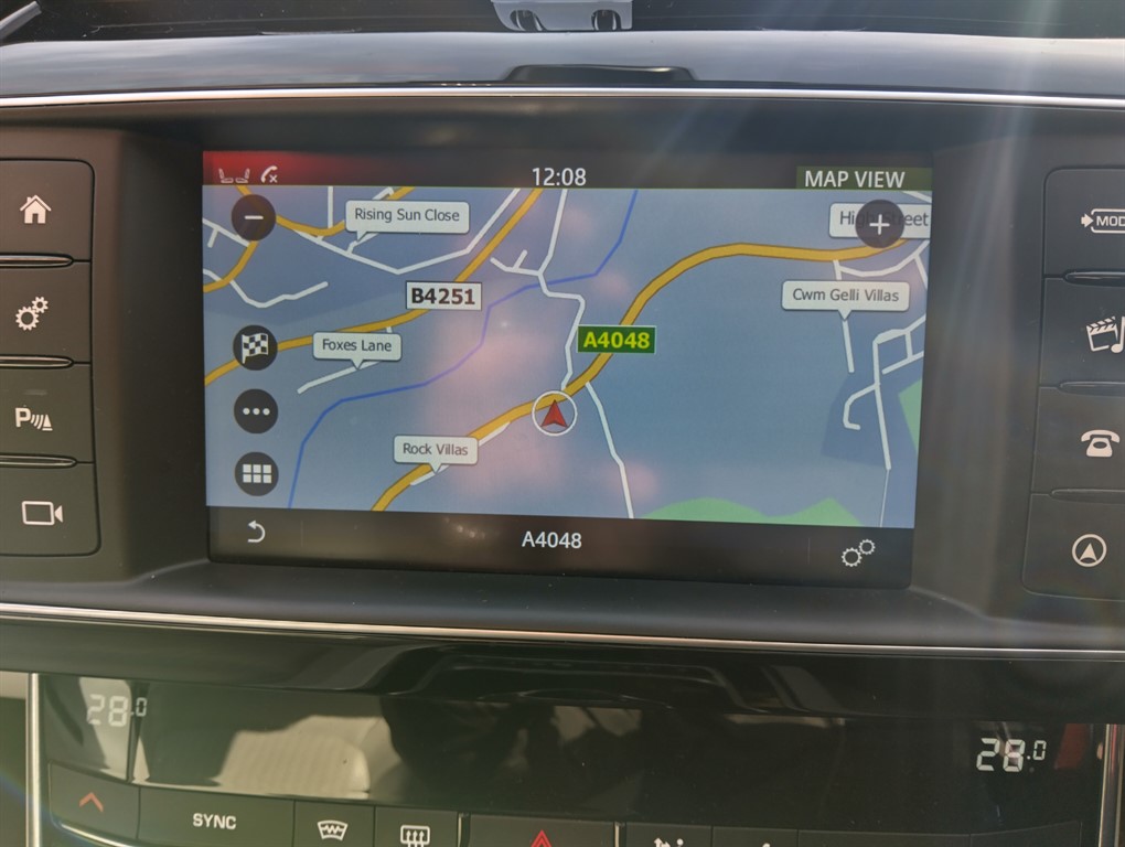 Used Jaguar XE 2018 for sale - 77336115: Photo 18