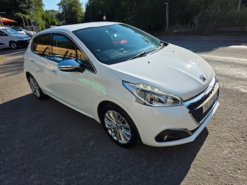 Used Peugeot 208 2017 for sale - 79363851: Photo