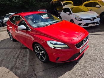 Used Volvo V40 2017 for sale - 79077934: Photo