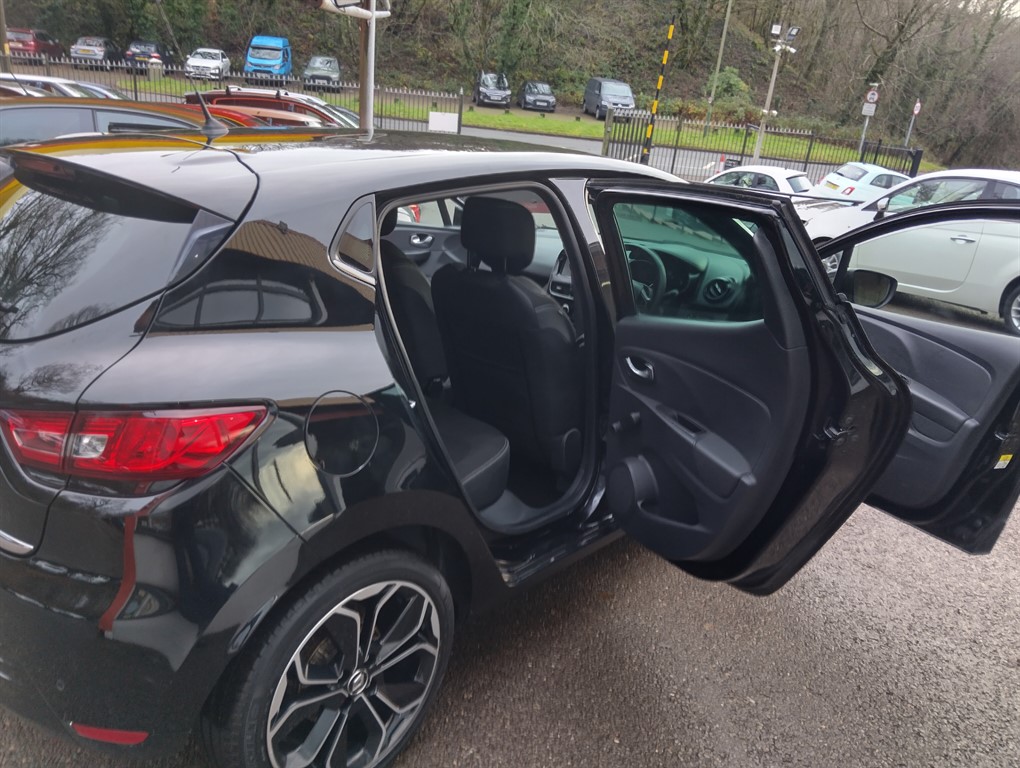 Used Renault Clio 2019 for sale - 76861995: Photo 16