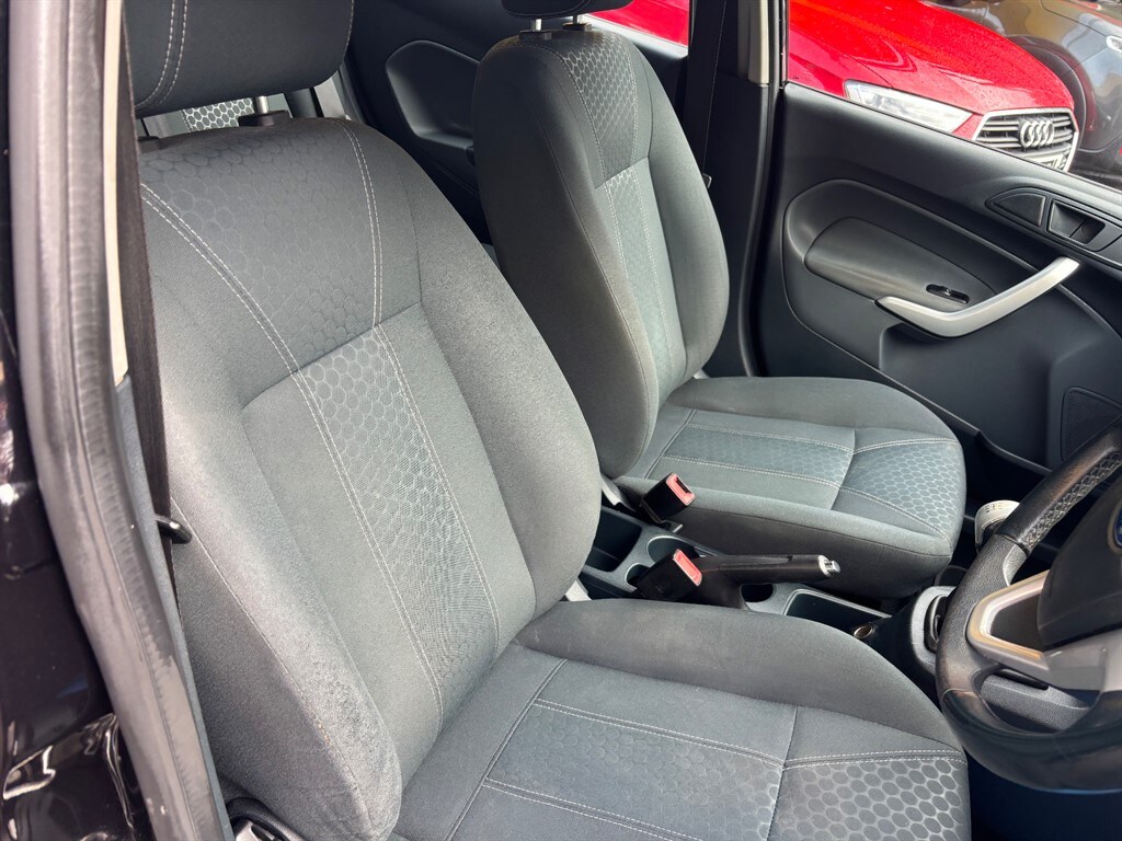 Used Ford Fiesta 2011 for sale - 77951026: Photo 10