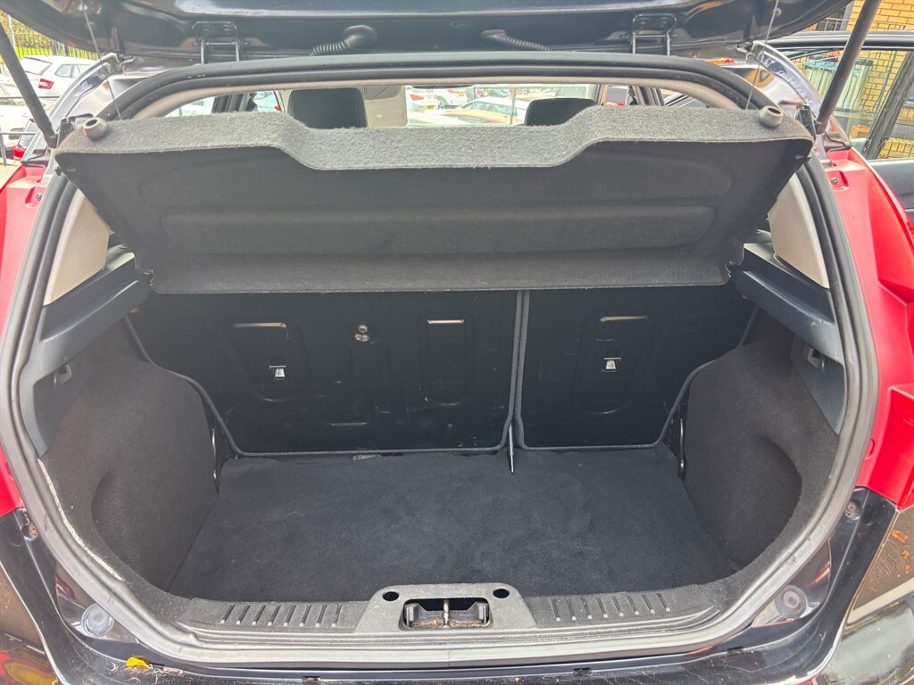 Used Ford Fiesta 2011 for sale - 77951026: Photo 11