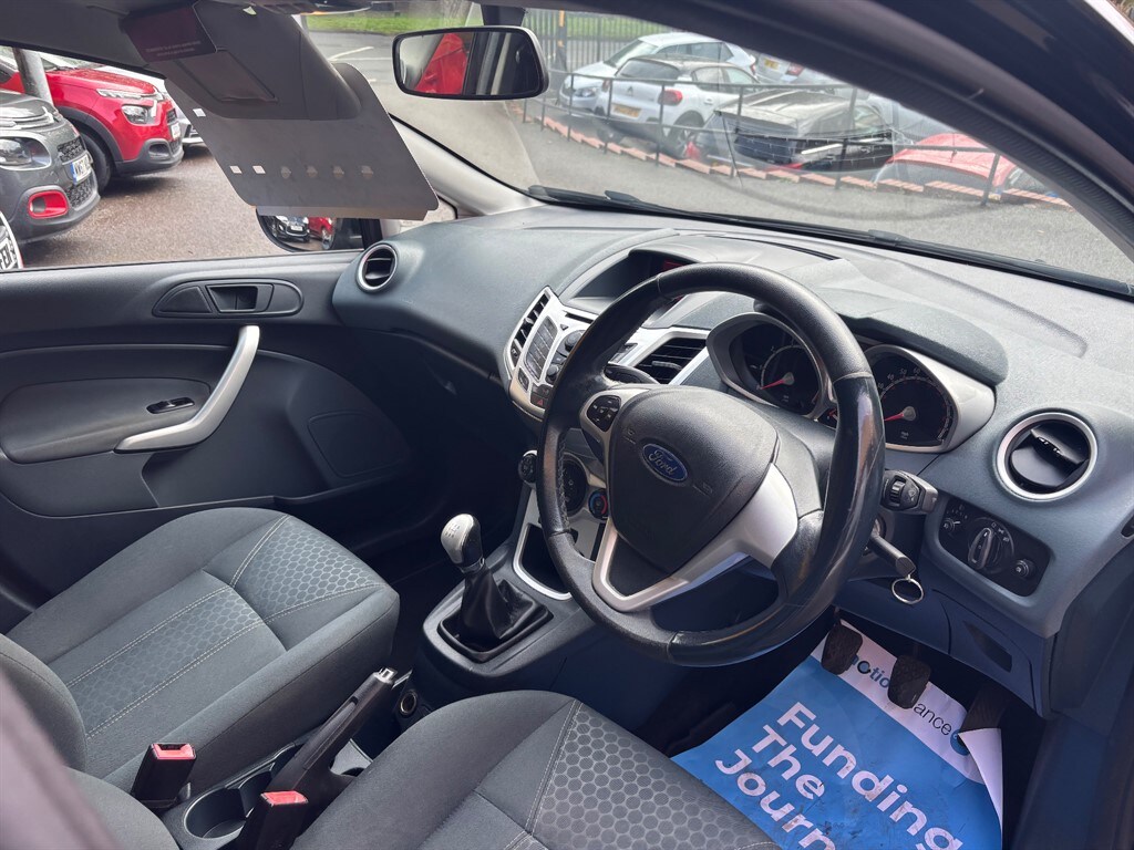 Used Ford Fiesta 2011 for sale - 77951026: Photo 5
