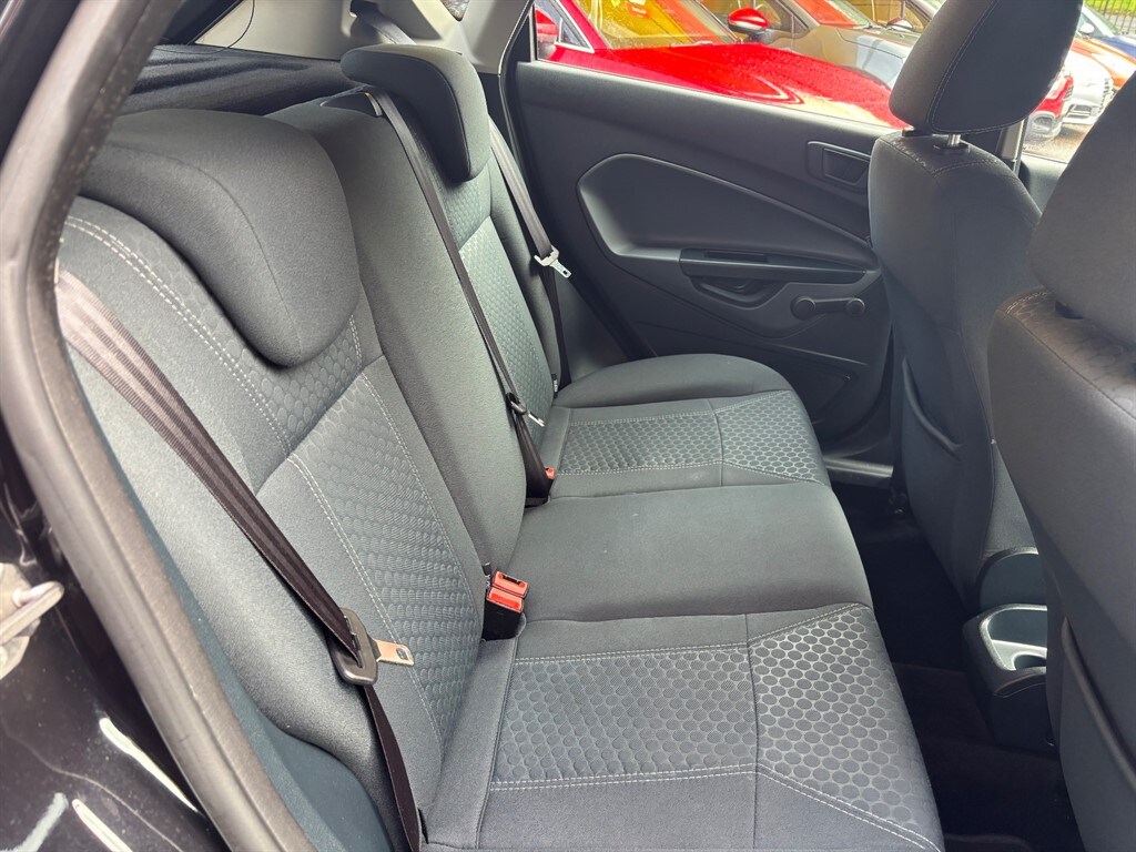 Used Ford Fiesta 2011 for sale - 77951026: Photo 9