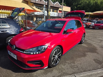 Used Volkswagen Golf 2017 for sale - 79045130: Photo