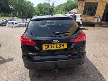 Used Ford Focus 2017 for sale - 78913022: Photo