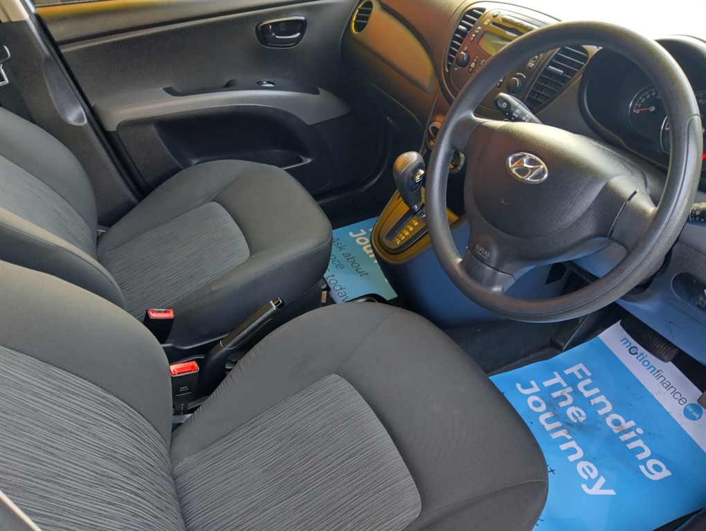 Used Hyundai i10 2013 for sale - 77336176: Photo 15