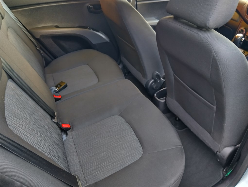 Used Hyundai i10 2013 for sale - 77336176: Photo 16