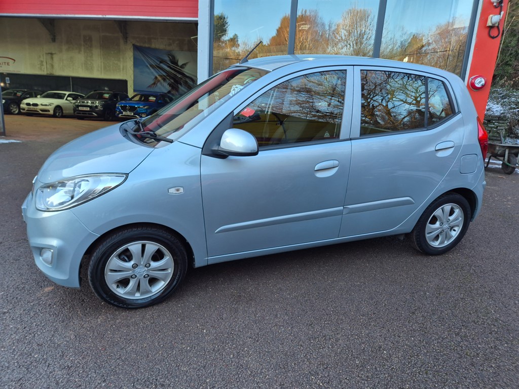 Used Hyundai i10 2013 for sale - 77336176: Photo 4