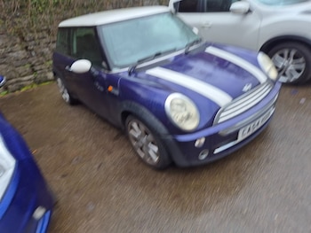 Used MINI Hatch 2004 for sale - 77679144: Photo