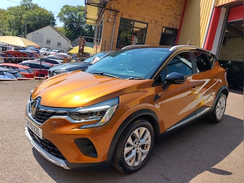 Used Renault Captur 2020 for sale - 79491658: Photo