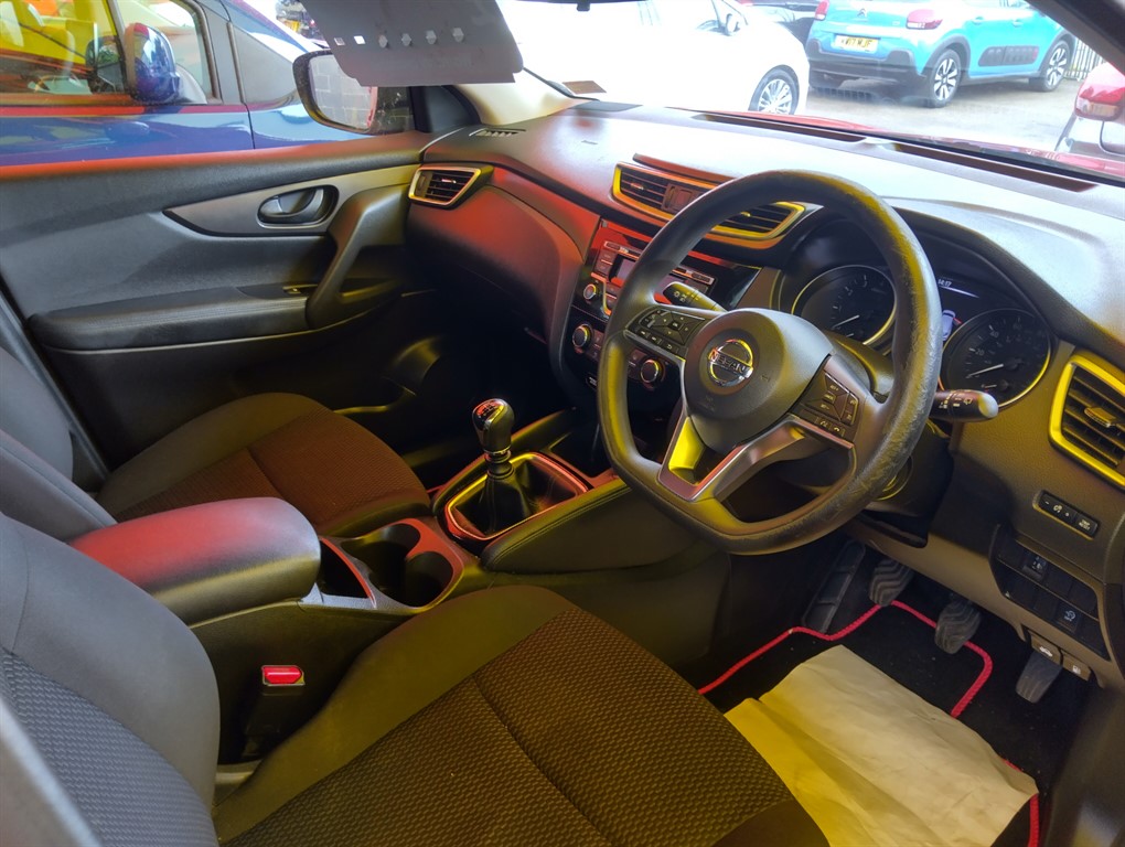 Used Nissan Qashqai 2018 for sale - 77336136: Photo 14