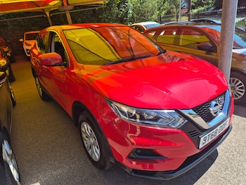 Used Nissan Qashqai 2018 for sale - 77336136: Photo