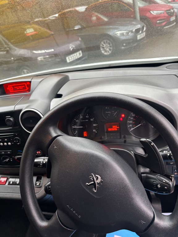 Used Peugeot Partner Tepee 2018 for sale - 77336173: Photo 13