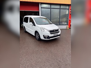 Used Peugeot Partner 2018 for sale - 77336173: Photo