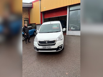 Used Peugeot Partner 2018 for sale - 77336173: Photo