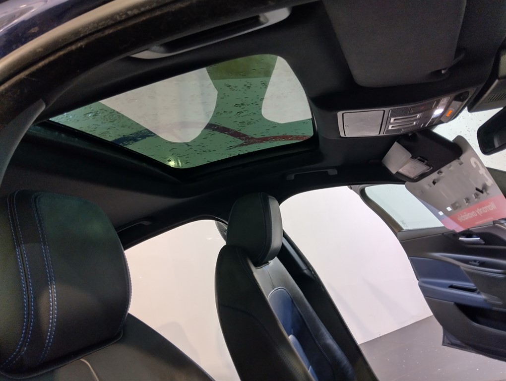 Used Jaguar XE 2016 for sale - 77336154: Photo 11