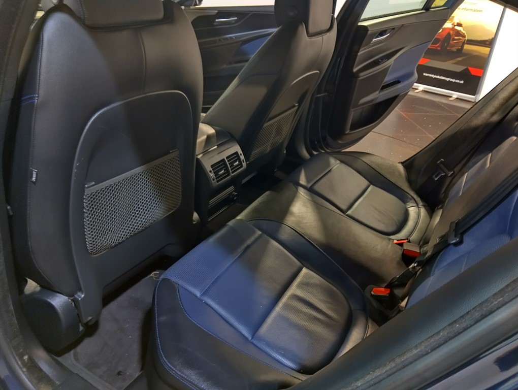 Used Jaguar XE 2016 for sale - 77336154: Photo 7