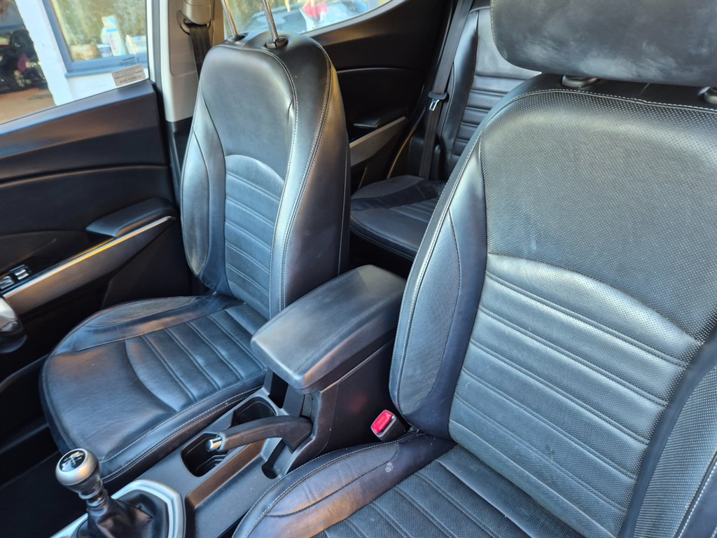 Used Ssangyong Tivoli 2015 for sale - 77235662: Photo 10