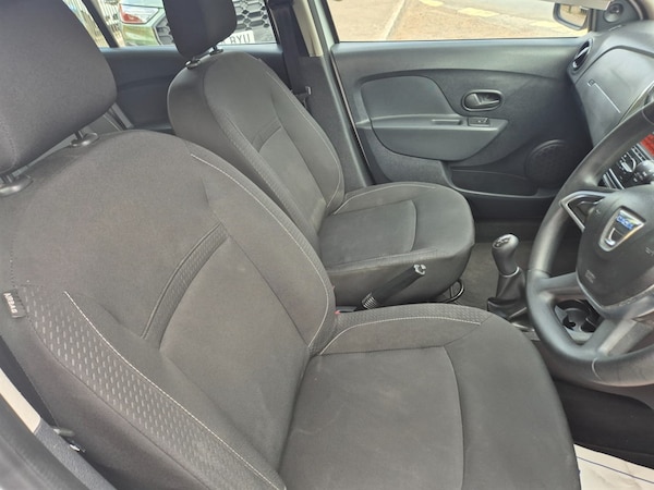 Used Dacia Sandero 2018 for sale - 75570401: Photo 10