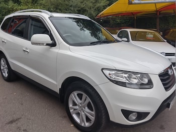 Used Hyundai Santa Fe 2011 for sale - 75641382: Photo