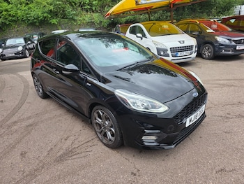 Used Ford Fiesta 2018 for sale - 78941925: Photo
