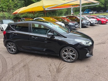 Used Ford Fiesta 2018 for sale - 78941925: Photo