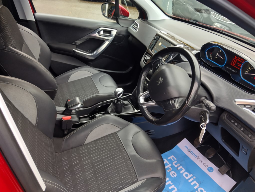 Used Peugeot 2008 2018 for sale - 76435045: Photo 8