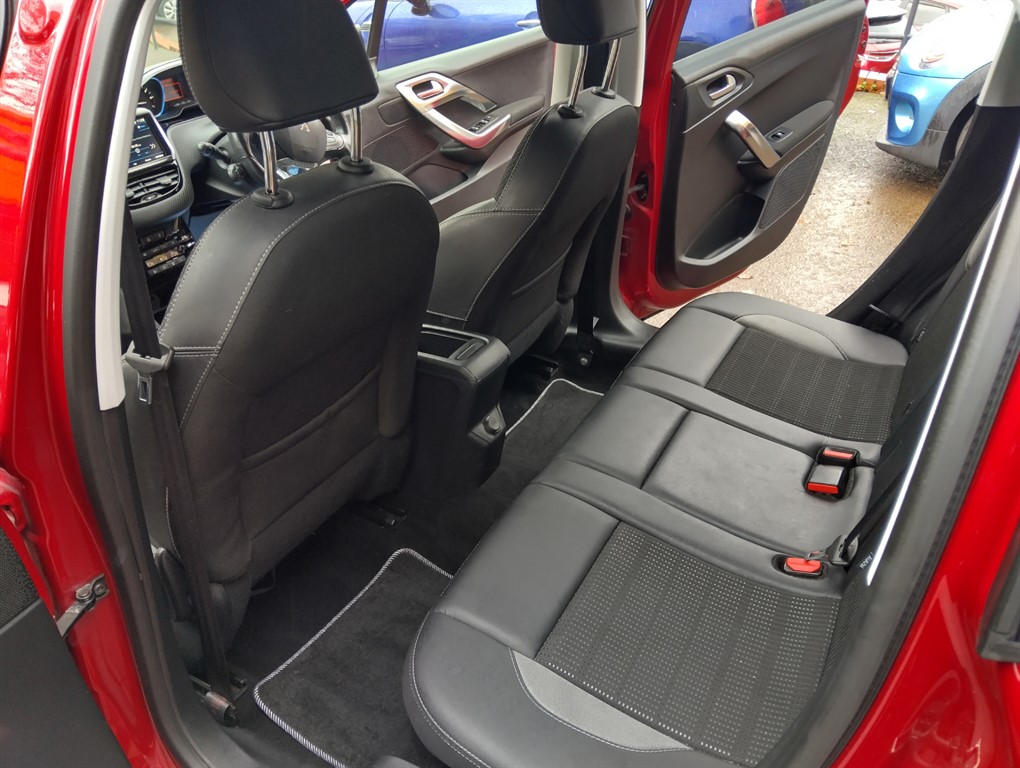 Used Peugeot 2008 2018 for sale - 76435045: Photo 9