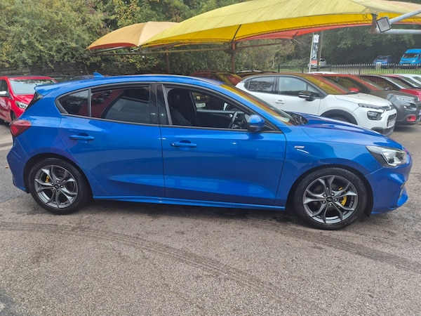 Used Ford Focus 2017 for sale - 76302542: Photo 5