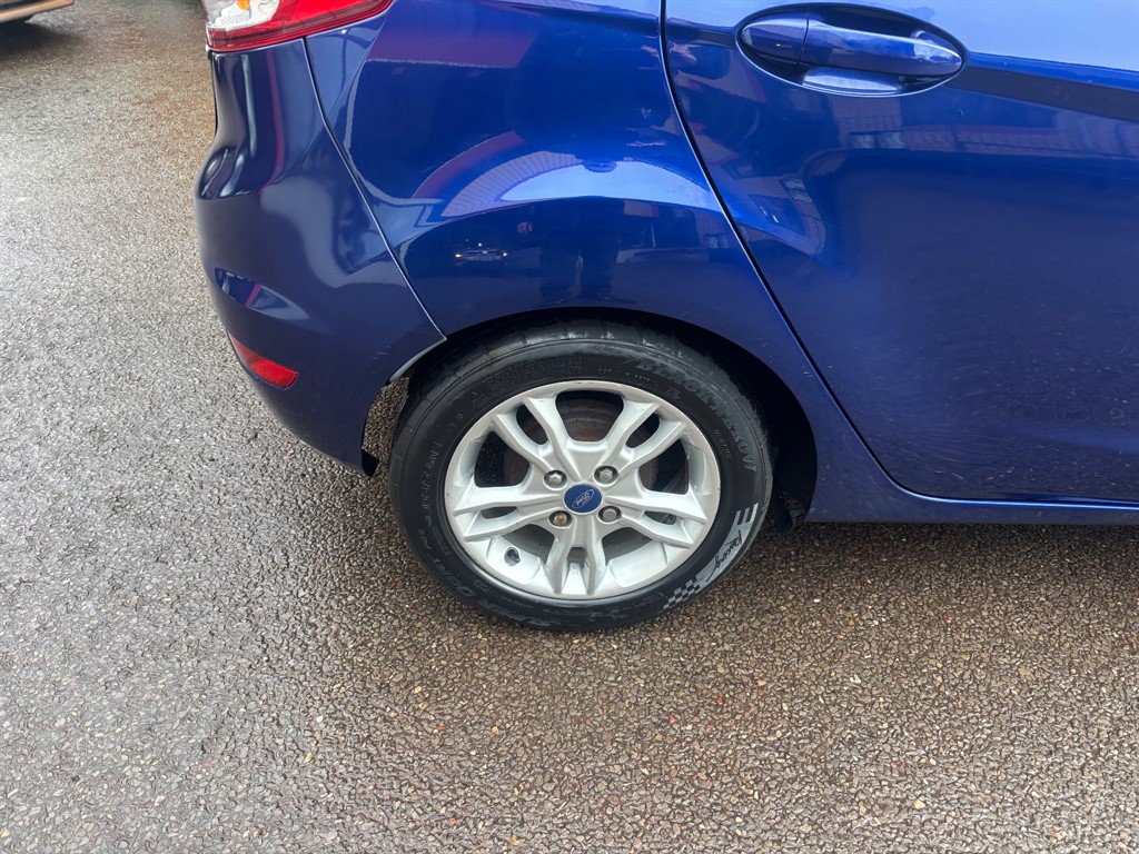 Used Ford Fiesta 2014 for sale - 77336107: Photo 5