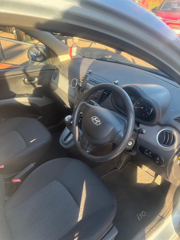 Used Hyundai i10 2013 for sale - 77079290: Photo 4