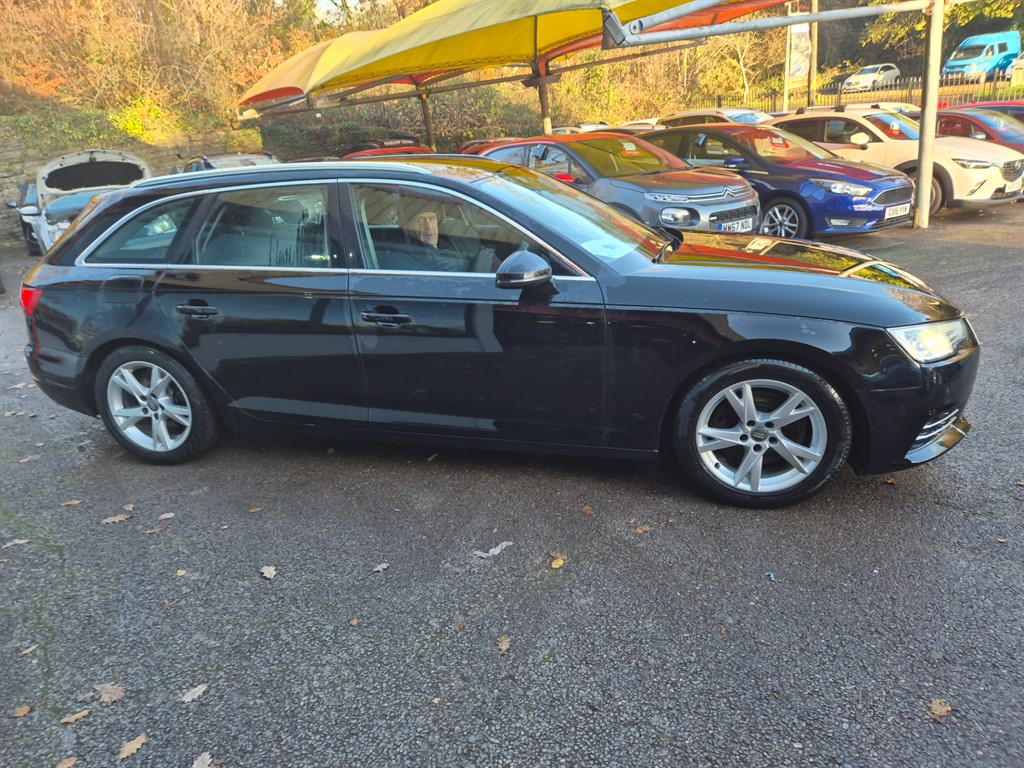 Used Audi A4 2017 for sale - 76615897: Photo 4