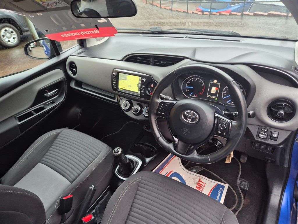 Used Toyota Yaris 2017 for sale - 77381300: Photo 12