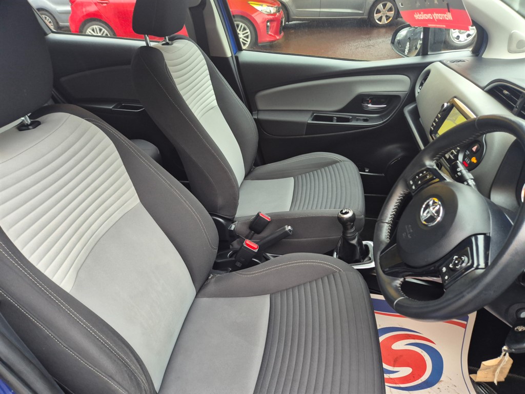 Used Toyota Yaris 2017 for sale - 77381300: Photo 13