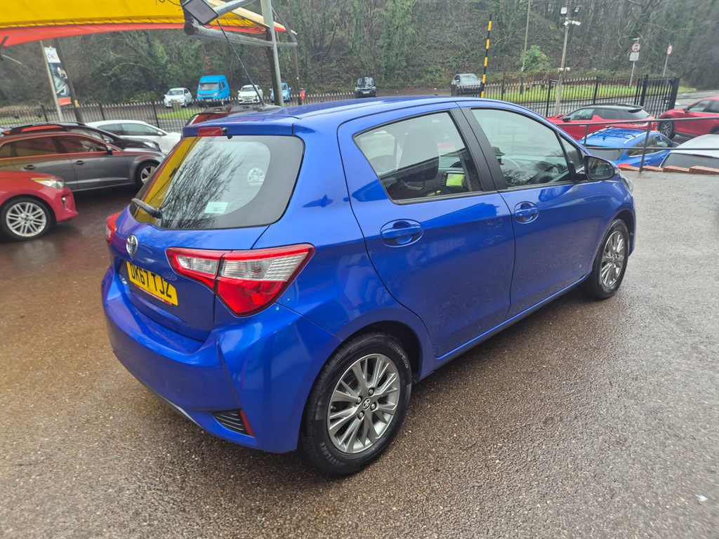 Used Toyota Yaris 2017 for sale - 77381300: Photo 5