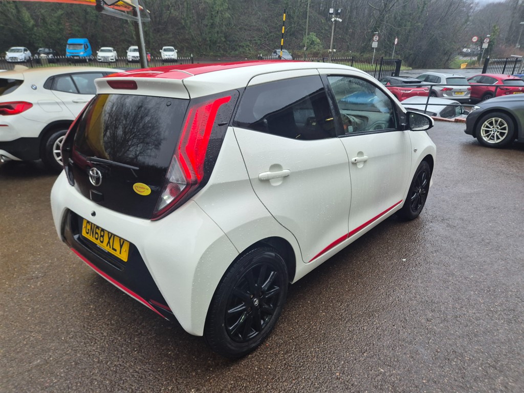 Used Toyota AYGO 2018 for sale - 77450104: Photo 4