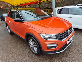 Used Volkswagen T-Roc 2020 for sale - 77293772: Photo