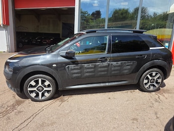 Used Citroen C4 Cactus 2018 for sale - 77848340: Photo