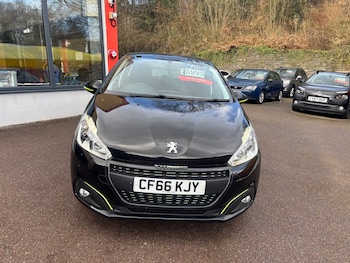 Used Peugeot 208 2016 for sale - 77951024: Photo